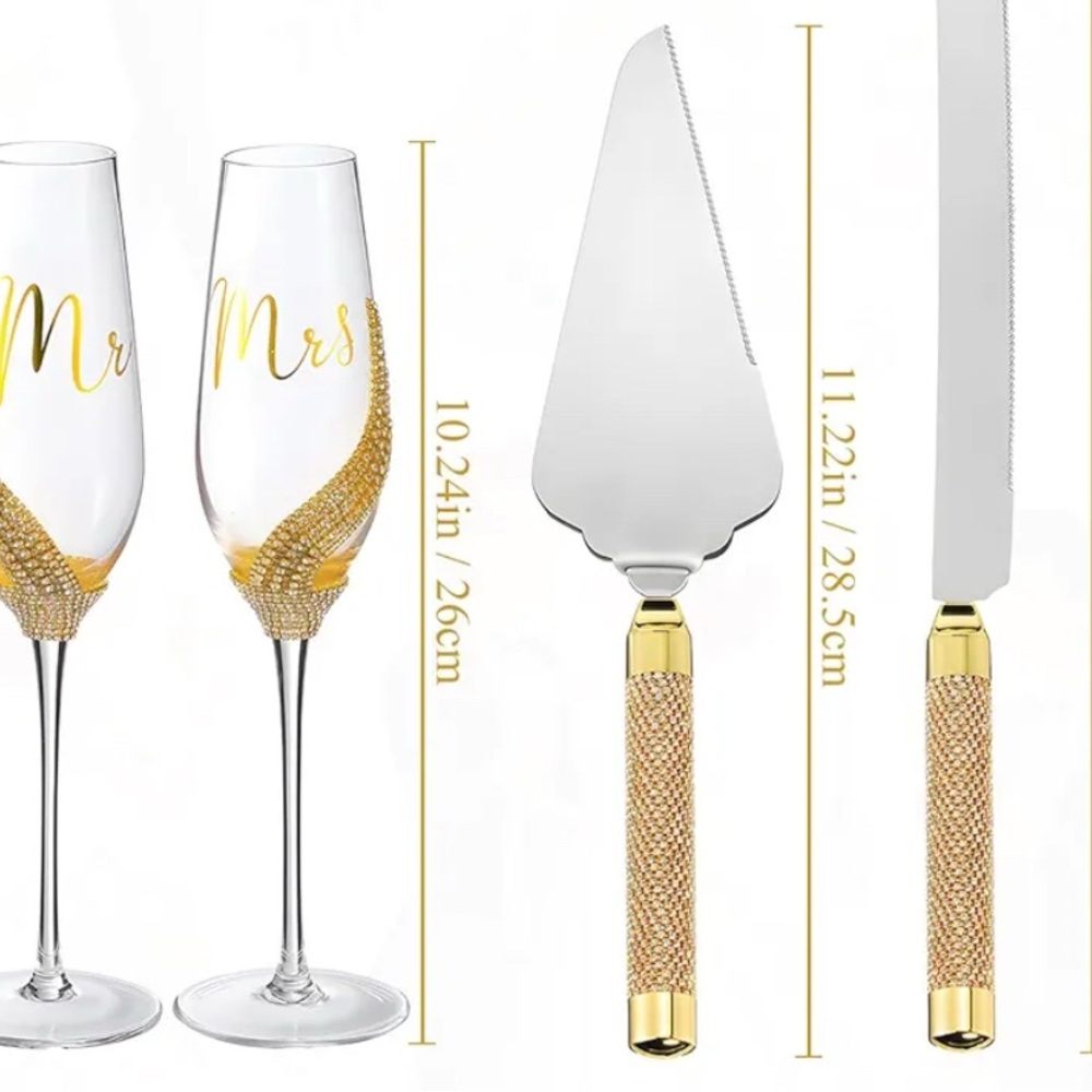 Gold and Silver Champagne Flute and Cake Set - Picture 2 of 5